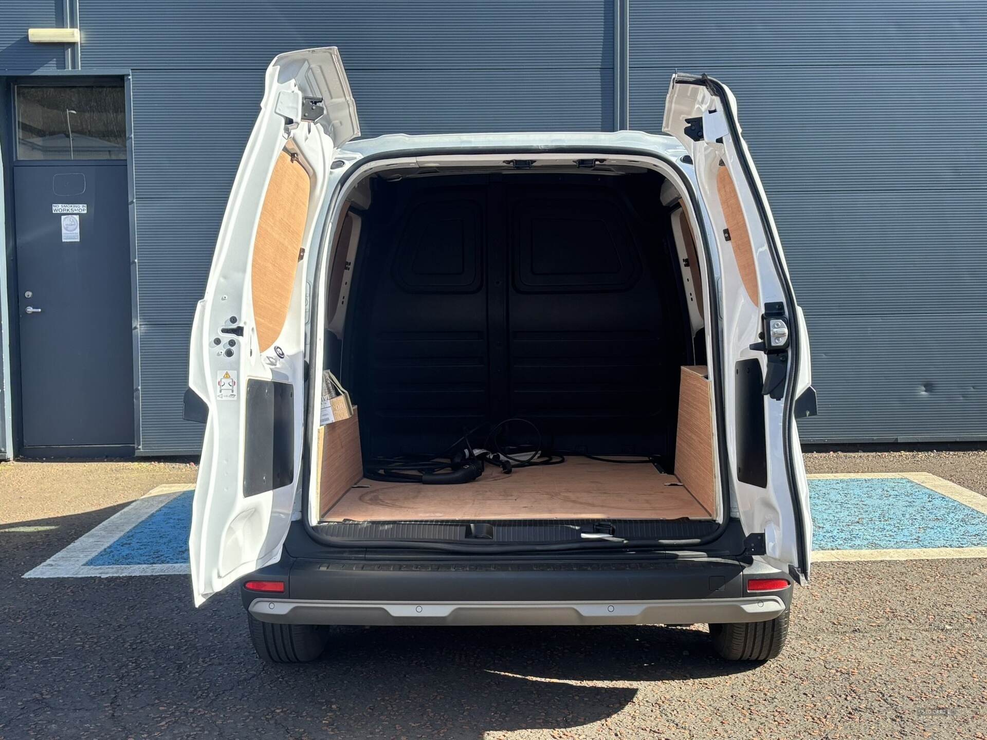 May 2023 Nissan Townstar 90kW Acenta Van Auto 45kWh