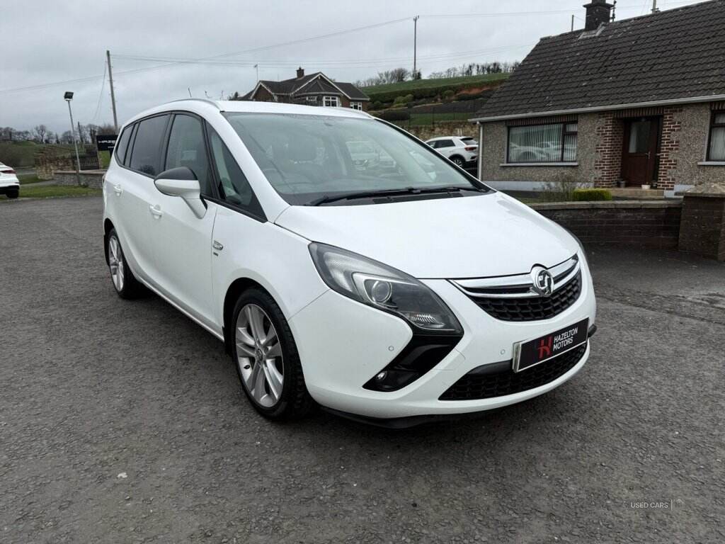 Feb 2016 Vauxhall Zafira Tourer 2.0 CDTi [170] SRi 5dr