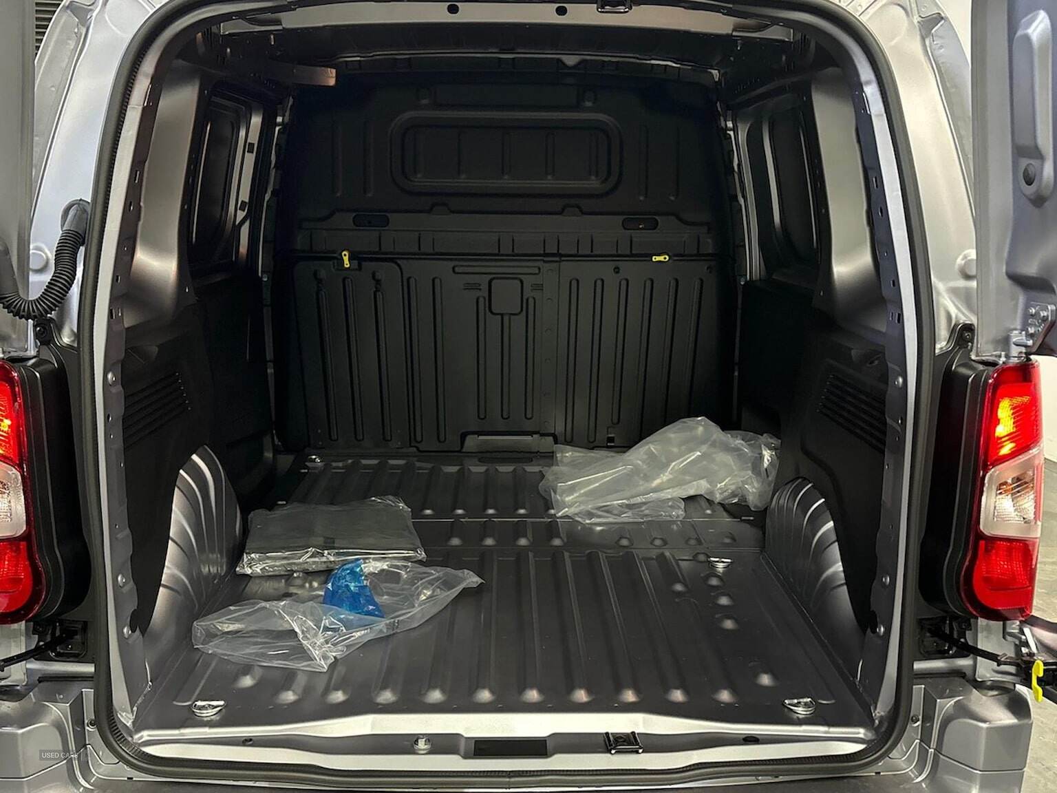 Feb 2025 Citroen Berlingo 1.5 Bluehdi 130Ps Van Driver Eat8