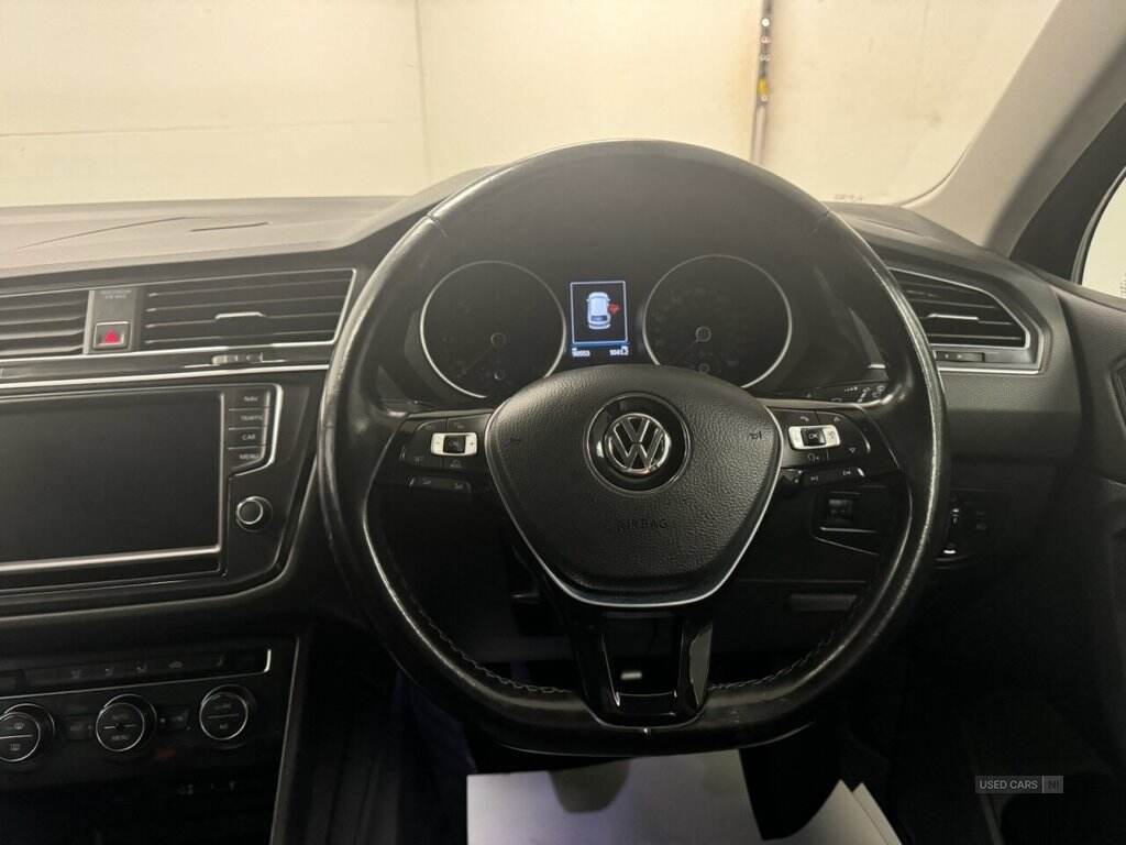 May 2017 Volkswagen Tiguan 2.0 TDi 150 SE Nav 5dr