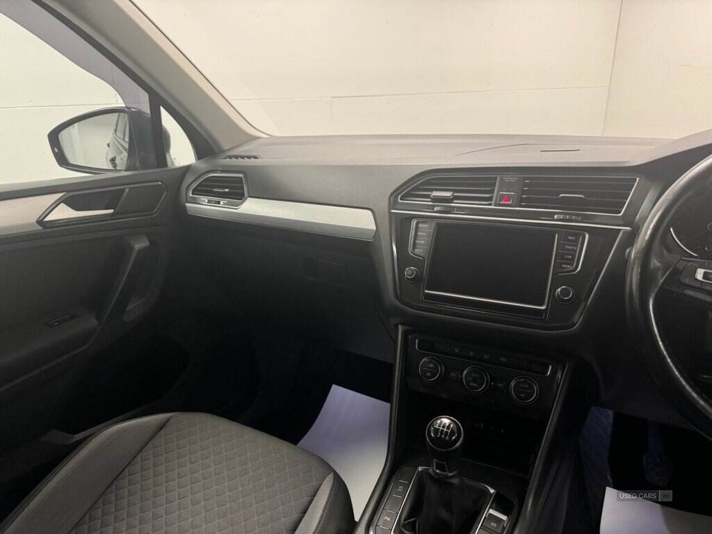 May 2017 Volkswagen Tiguan 2.0 TDi 150 SE Nav 5dr