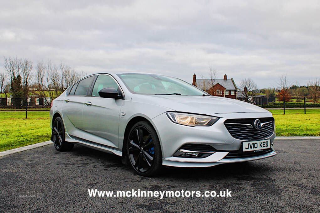Mar 2018 Vauxhall Insignia 2.0 Turbo D SRi Vx-line Nav 5dr