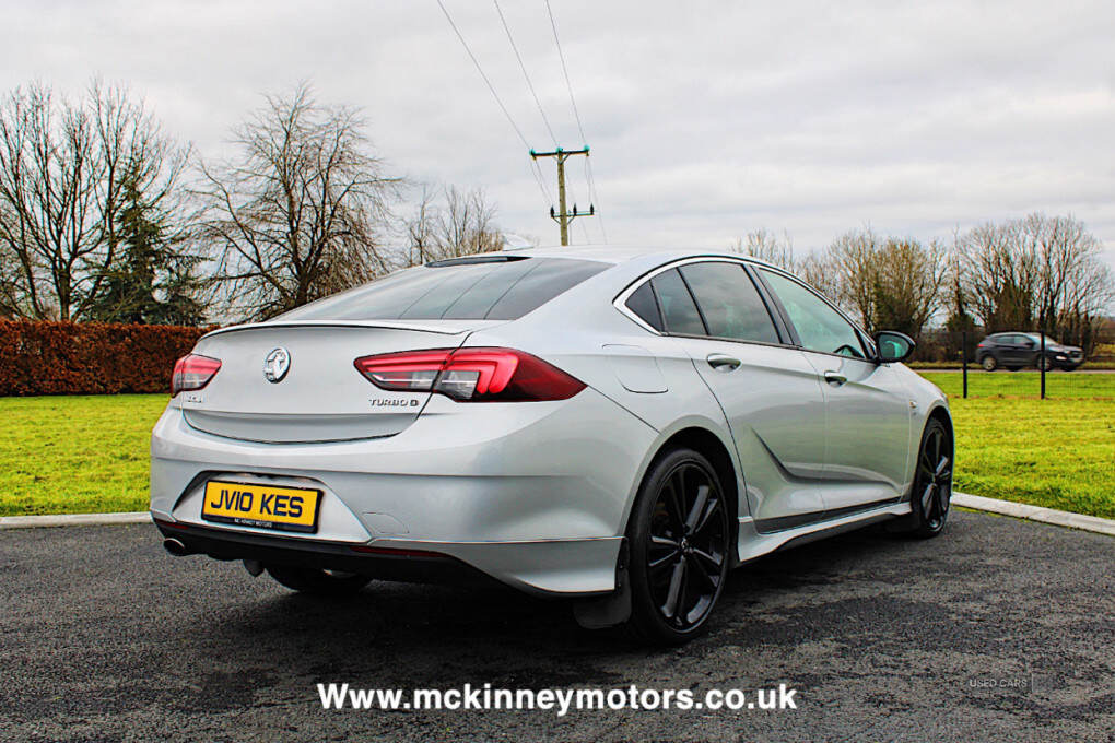 Mar 2018 Vauxhall Insignia 2.0 Turbo D SRi Vx-line Nav 5dr