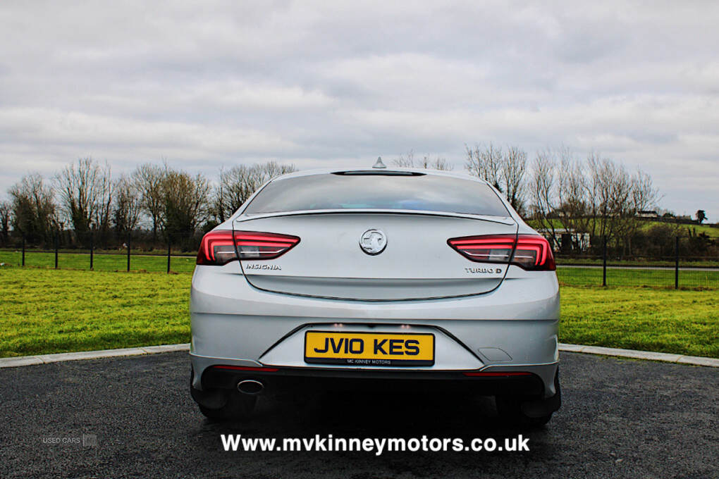 Mar 2018 Vauxhall Insignia 2.0 Turbo D SRi Vx-line Nav 5dr