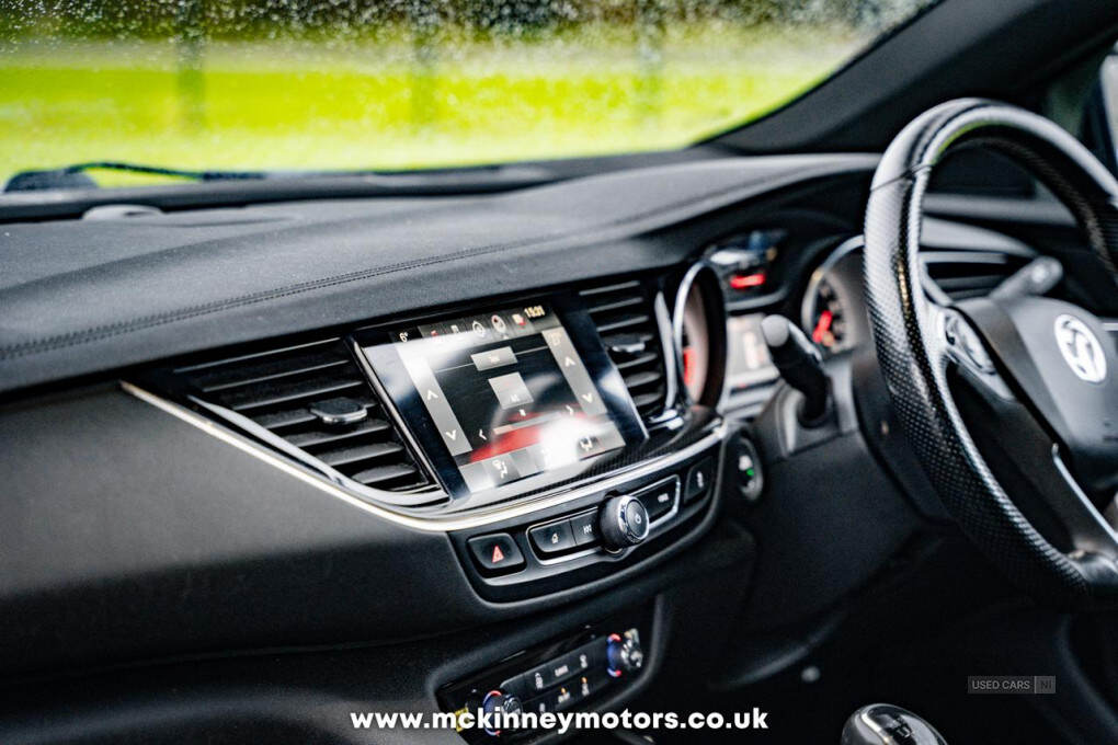 Mar 2018 Vauxhall Insignia 2.0 Turbo D SRi Vx-line Nav 5dr