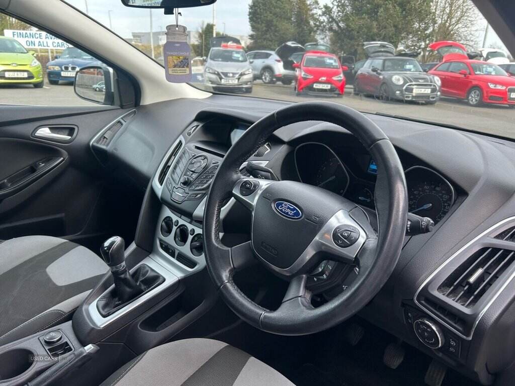 Nov 2012 Ford Focus 1.6 Zetec 5dr