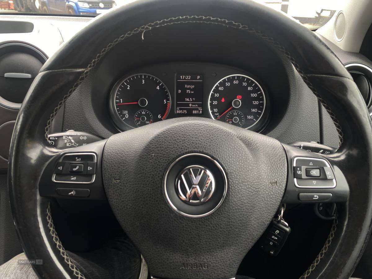 Feb 2015 Volkswagen Amarok D/Cab Pick Up Ultimate 2.0 BiTDI 180 BMT 4MTN Auto