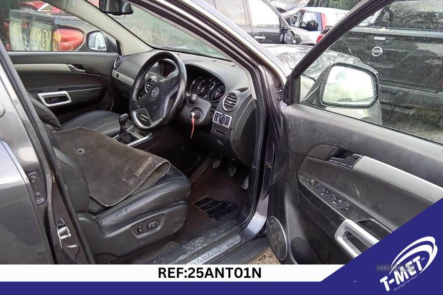 Nov 2013 Vauxhall Antara 2.2 CDTi SE Nav 5dr [Start Stop]