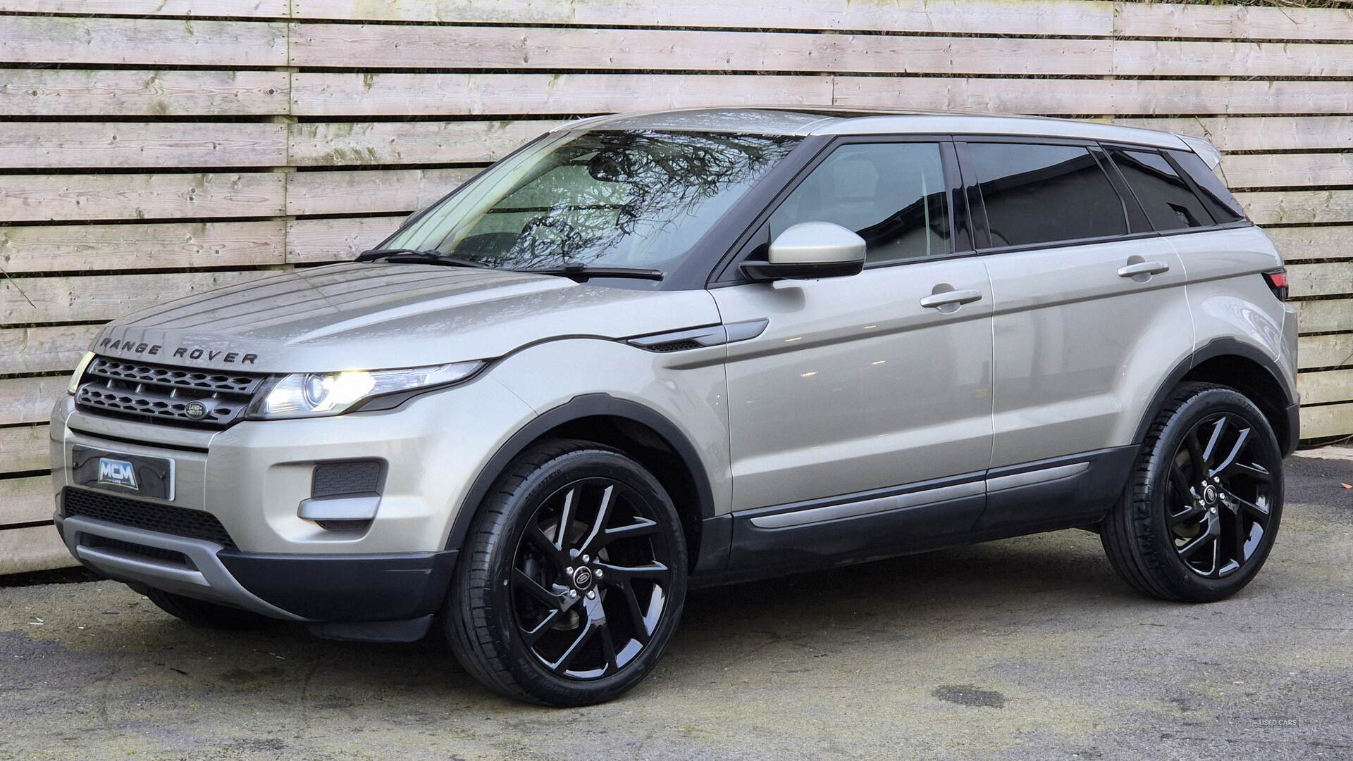 Mar 2014 Land Rover Range Rover Evoque 2.2 SD4 Pure 5dr Auto [9]