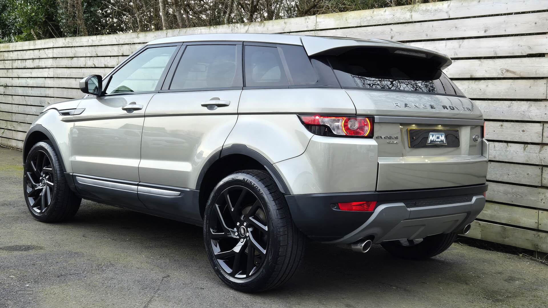 Mar 2014 Land Rover Range Rover Evoque 2.2 SD4 Pure 5dr Auto [9]