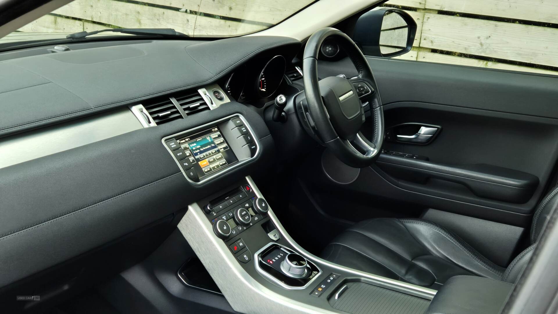 Mar 2014 Land Rover Range Rover Evoque 2.2 SD4 Pure 5dr Auto [9]