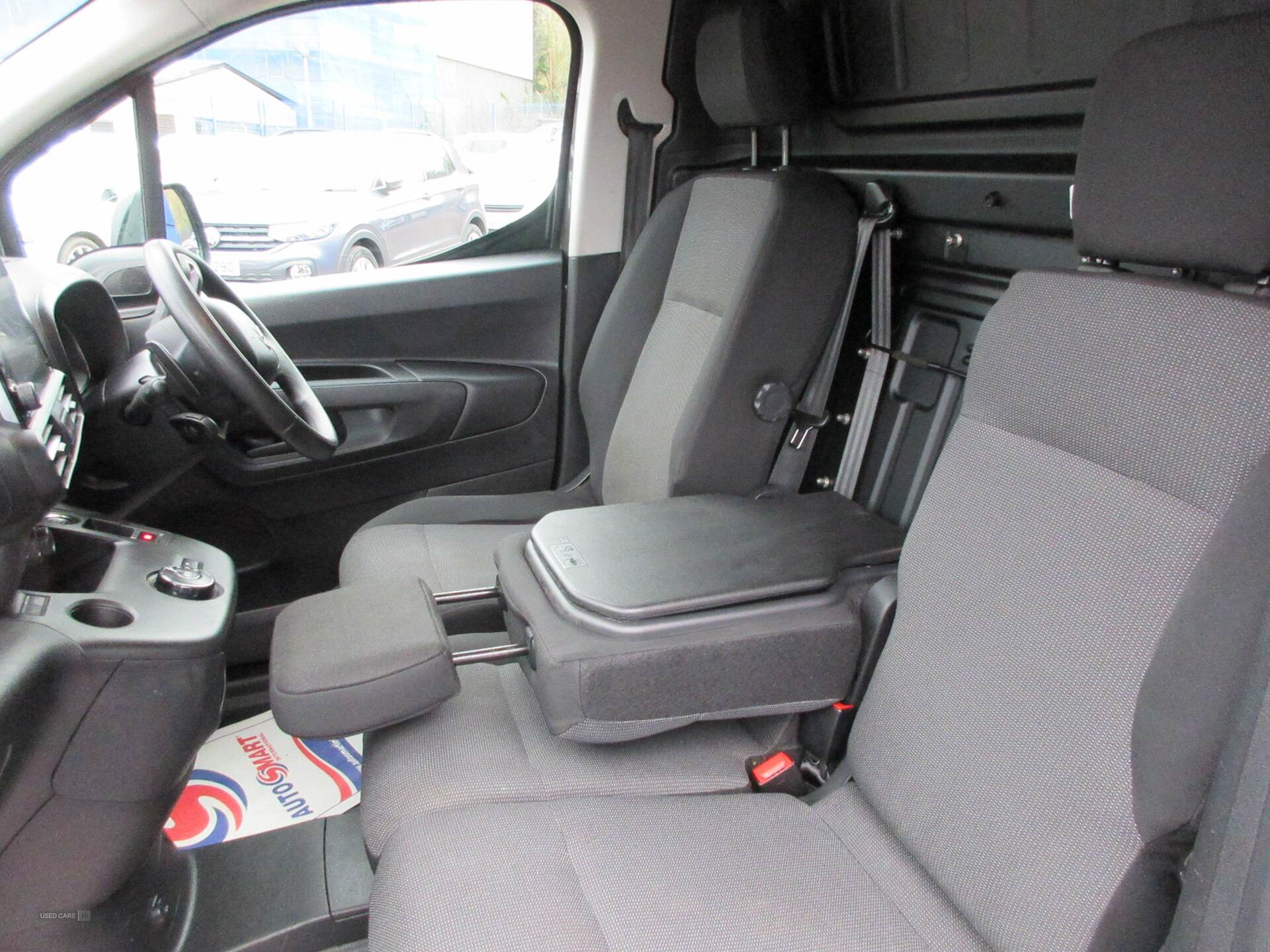 Nov 2021 Citroen Berlingo 1.5 BlueHDi 1000Kg Driver Pro 130ps EAT8 [S/S]