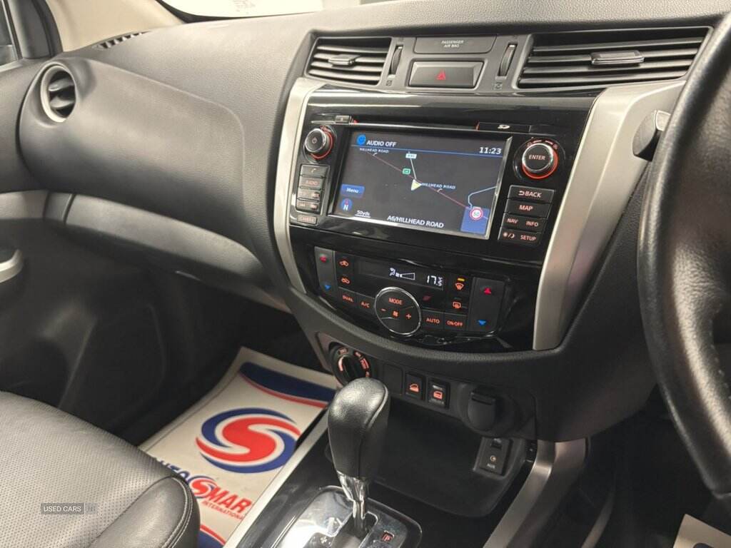 Oct 2018 Nissan Navara Double Cab Pick Up Tekna 2.3dCi 190 4WD Auto