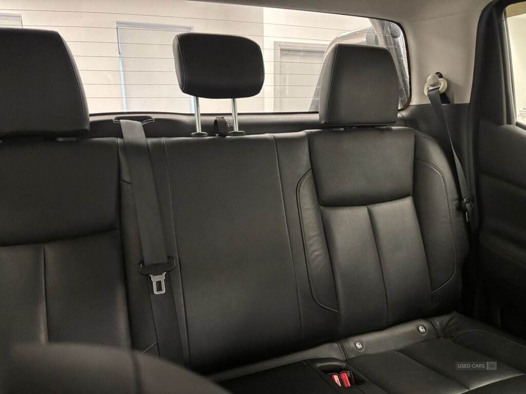 Oct 2018 Nissan Navara Double Cab Pick Up Tekna 2.3dCi 190 4WD Auto