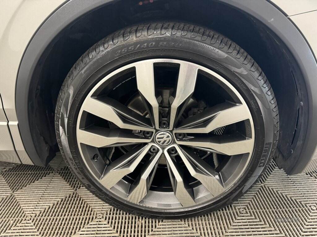 Jan 2020 Volkswagen Tiguan 2.0 TDi 150 R-Line Tech 5dr DSG