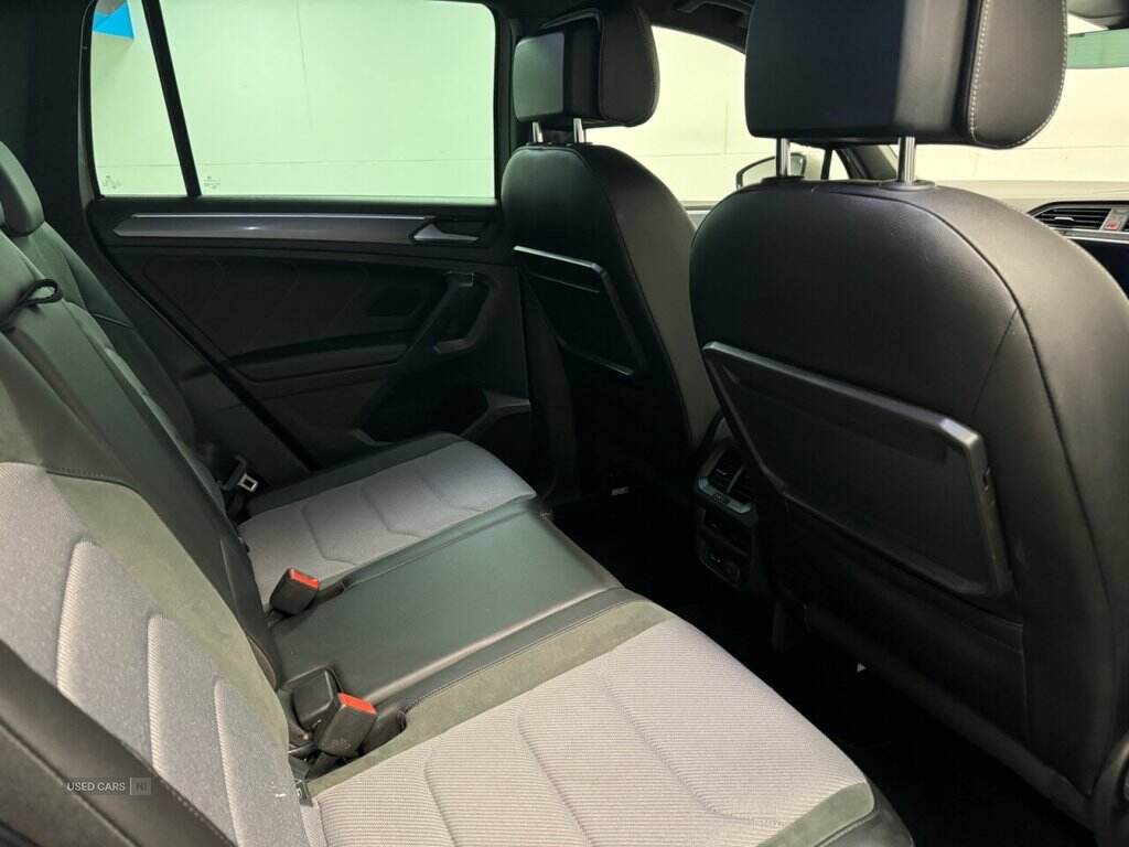 Jan 2020 Volkswagen Tiguan 2.0 TDi 150 R-Line Tech 5dr DSG