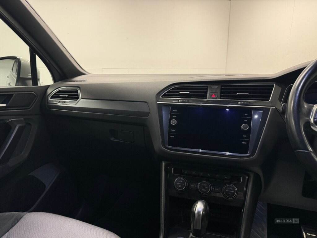 Jan 2020 Volkswagen Tiguan 2.0 TDi 150 R-Line Tech 5dr DSG