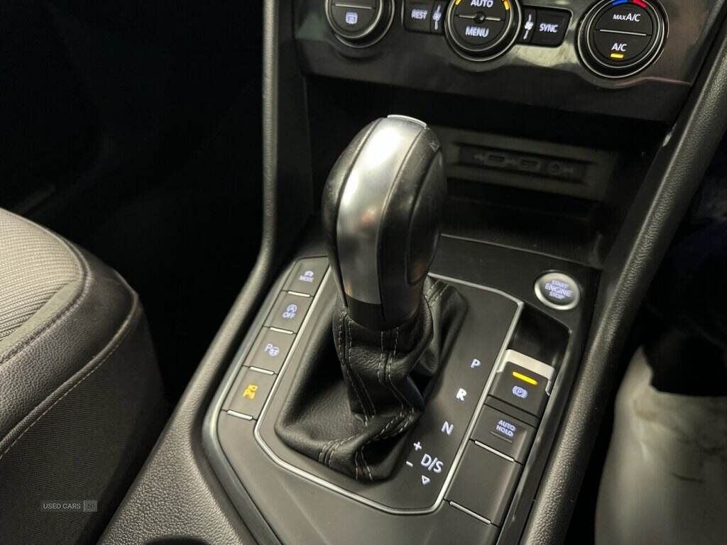Jan 2020 Volkswagen Tiguan 2.0 TDi 150 R-Line Tech 5dr DSG