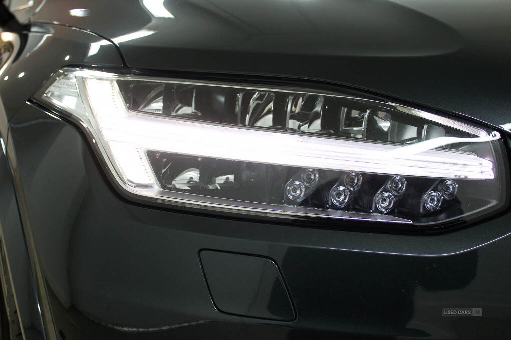 Apr 2019 Volvo XC90 2.0 D5 PowerPulse R DESIGN Pro 5dr AWD Geartronic