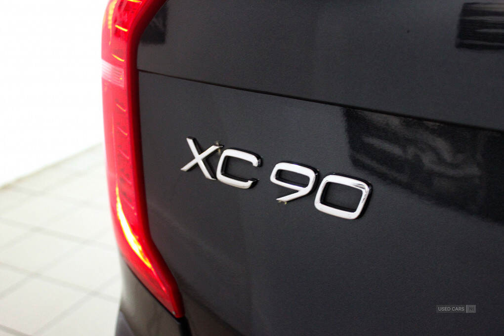 Apr 2019 Volvo XC90 2.0 D5 PowerPulse R DESIGN Pro 5dr AWD Geartronic