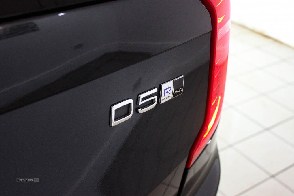 Apr 2019 Volvo XC90 2.0 D5 PowerPulse R DESIGN Pro 5dr AWD Geartronic