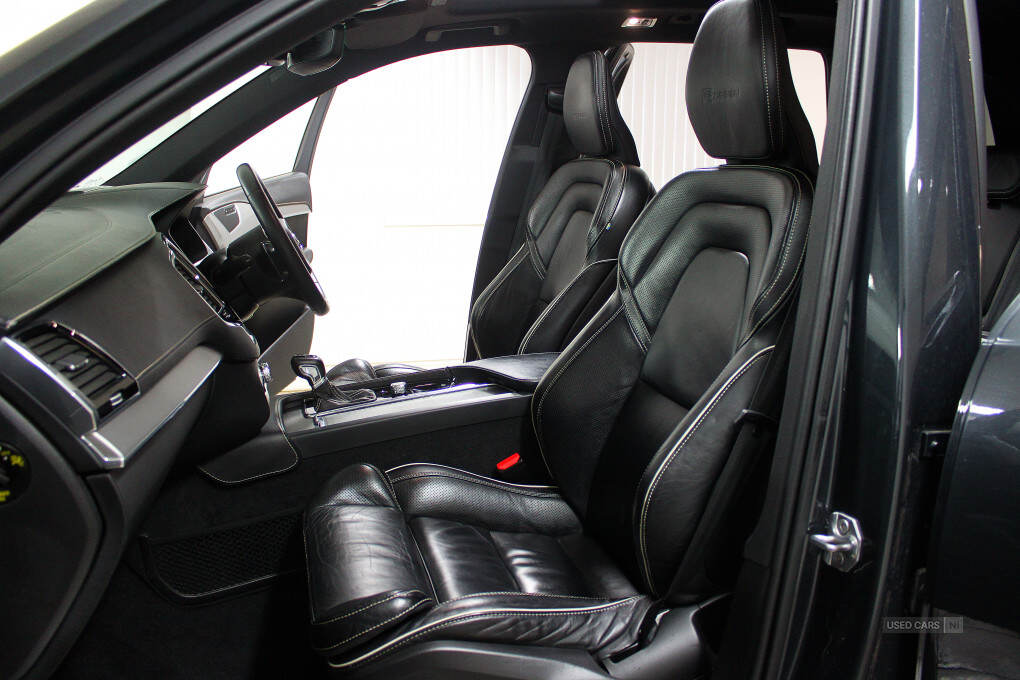 Apr 2019 Volvo XC90 2.0 D5 PowerPulse R DESIGN Pro 5dr AWD Geartronic