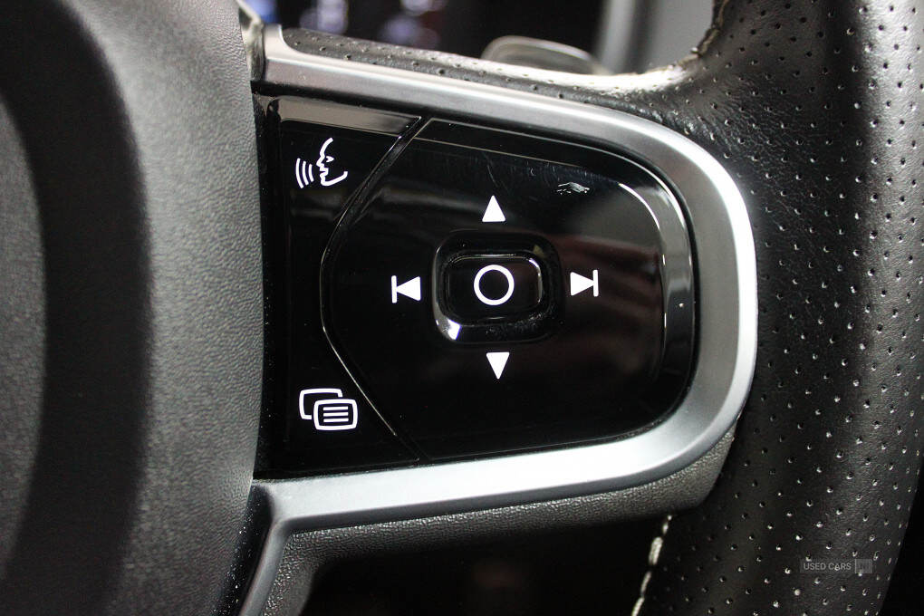 Apr 2019 Volvo XC90 2.0 D5 PowerPulse R DESIGN Pro 5dr AWD Geartronic