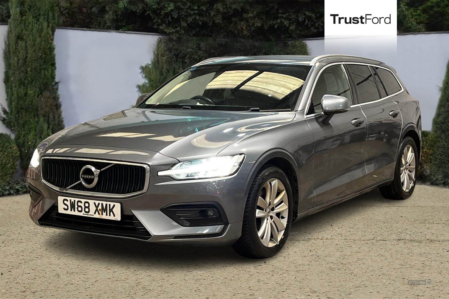 Feb 2019 Volvo V60 2.0 D3 Momentum Pro 5dr Auto