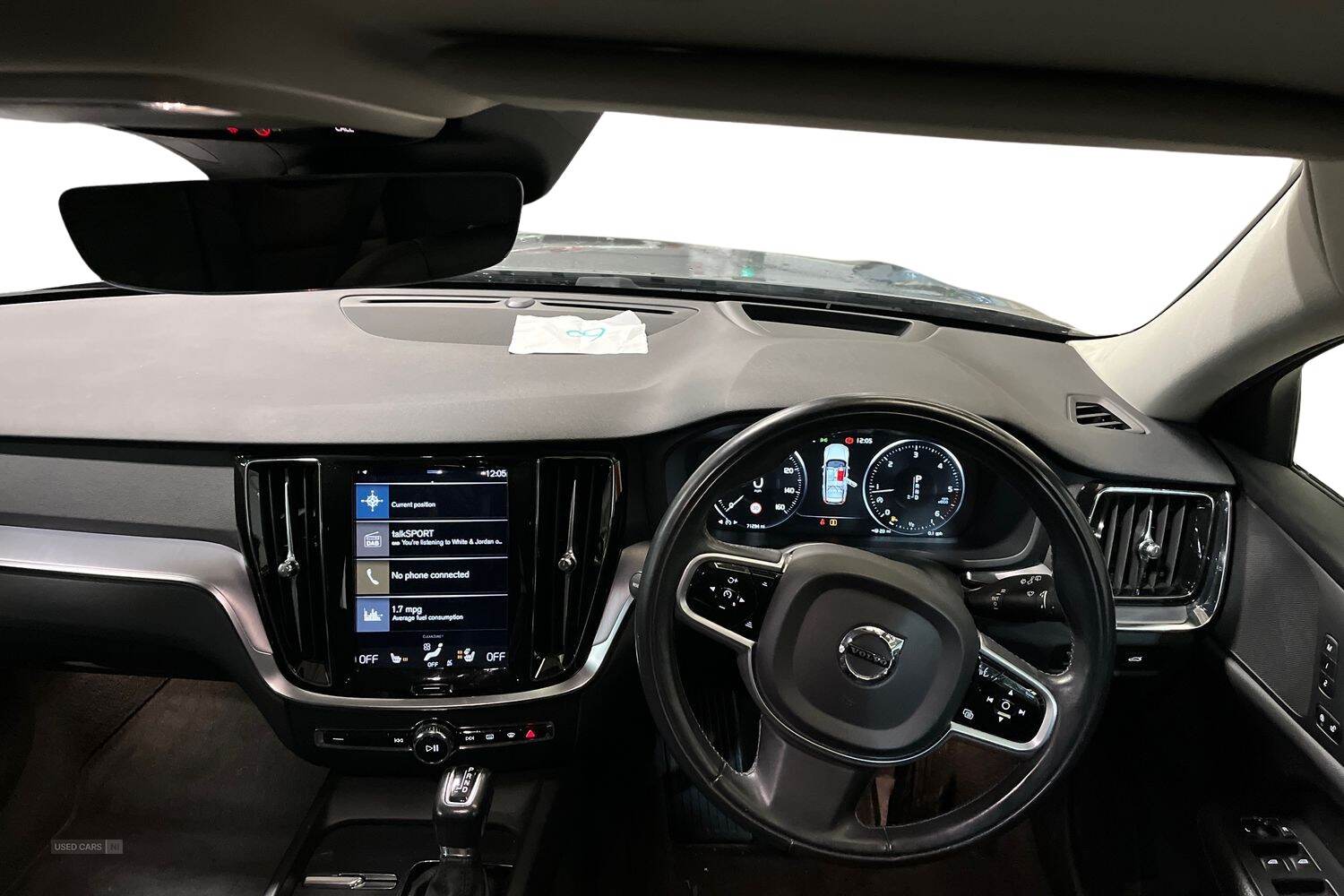 Feb 2019 Volvo V60 2.0 D3 Momentum Pro 5dr Auto