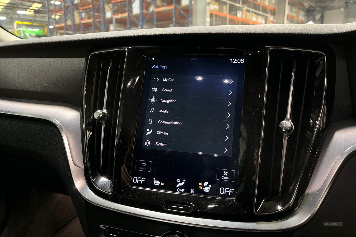 Feb 2019 Volvo V60 2.0 D3 Momentum Pro 5dr Auto