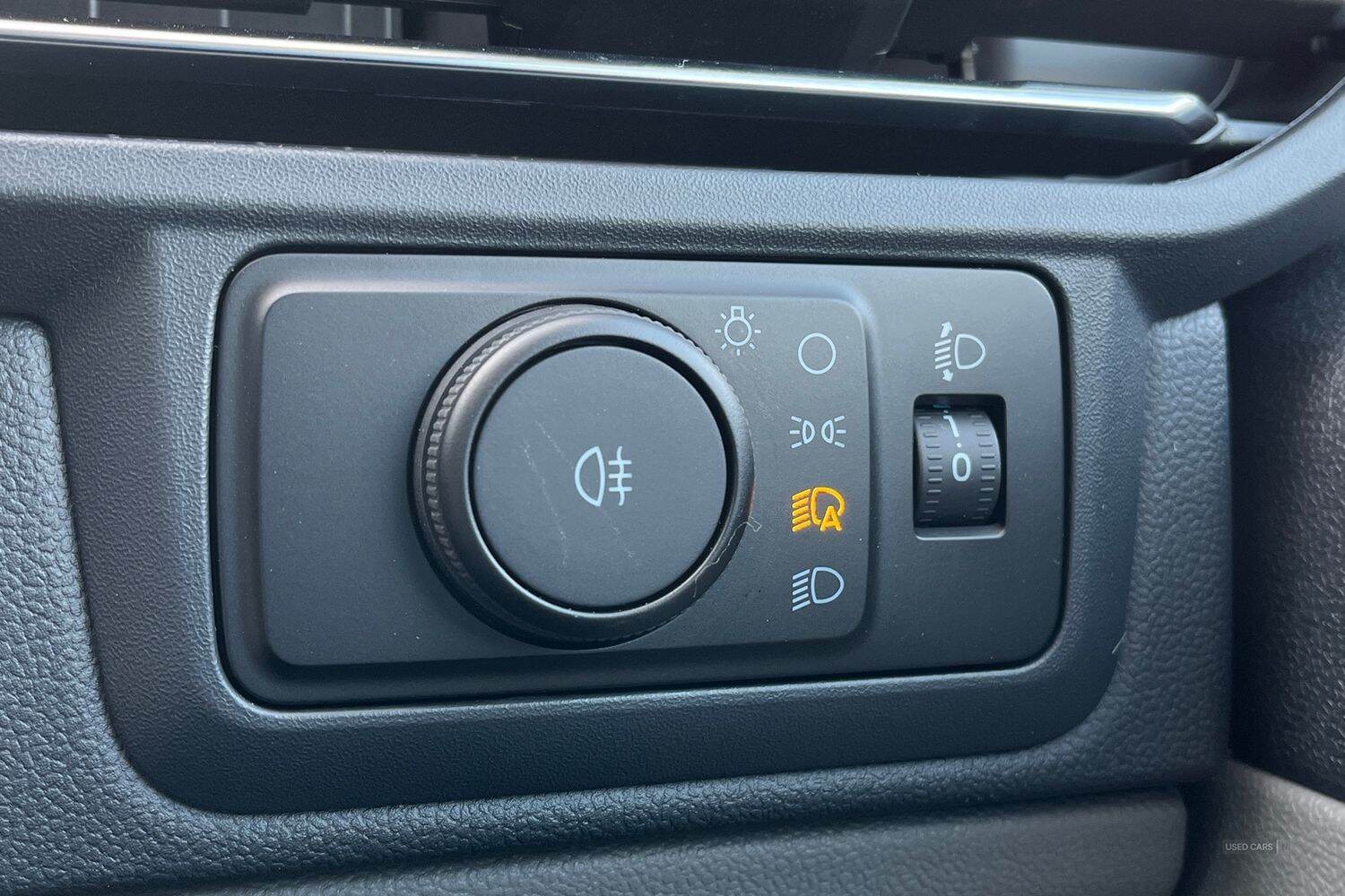 Dec 2024 Ford Transit Custom 100kW 65kWh H1 Van Limited Auto