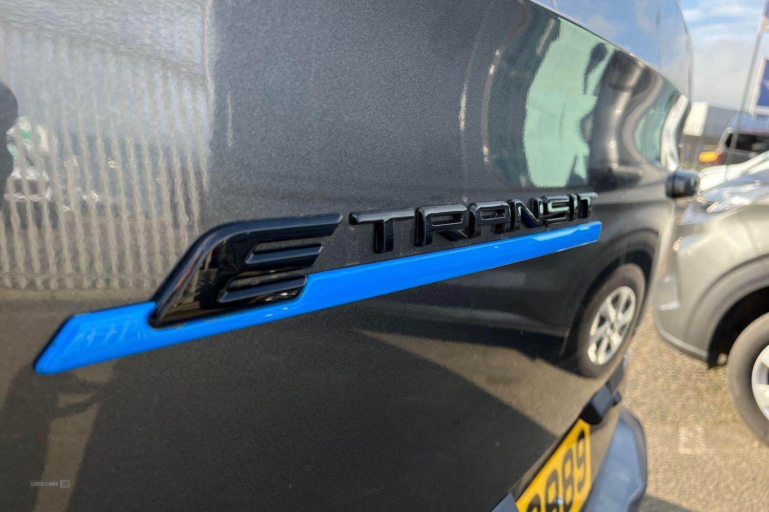 Dec 2024 Ford Transit Custom 100kW 65kWh H1 Van Limited Auto