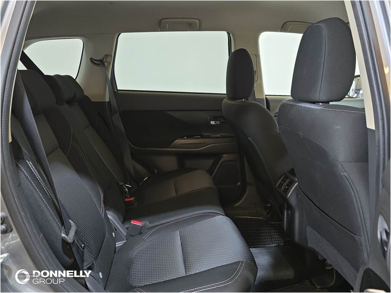 Dec 2020 Mitsubishi Outlander 2.4 PHEV Design 5dr Auto