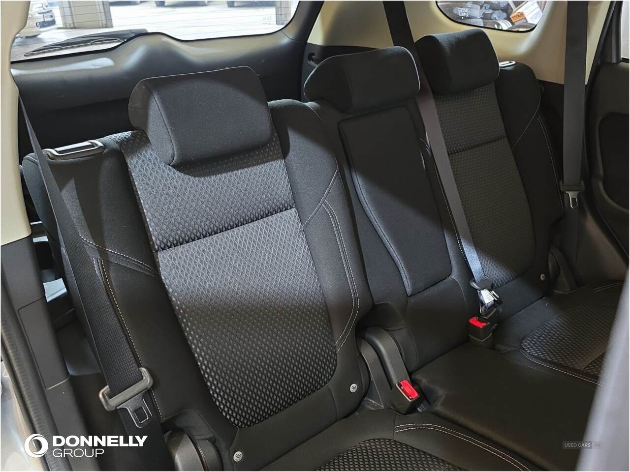 Dec 2020 Mitsubishi Outlander 2.4 PHEV Design 5dr Auto