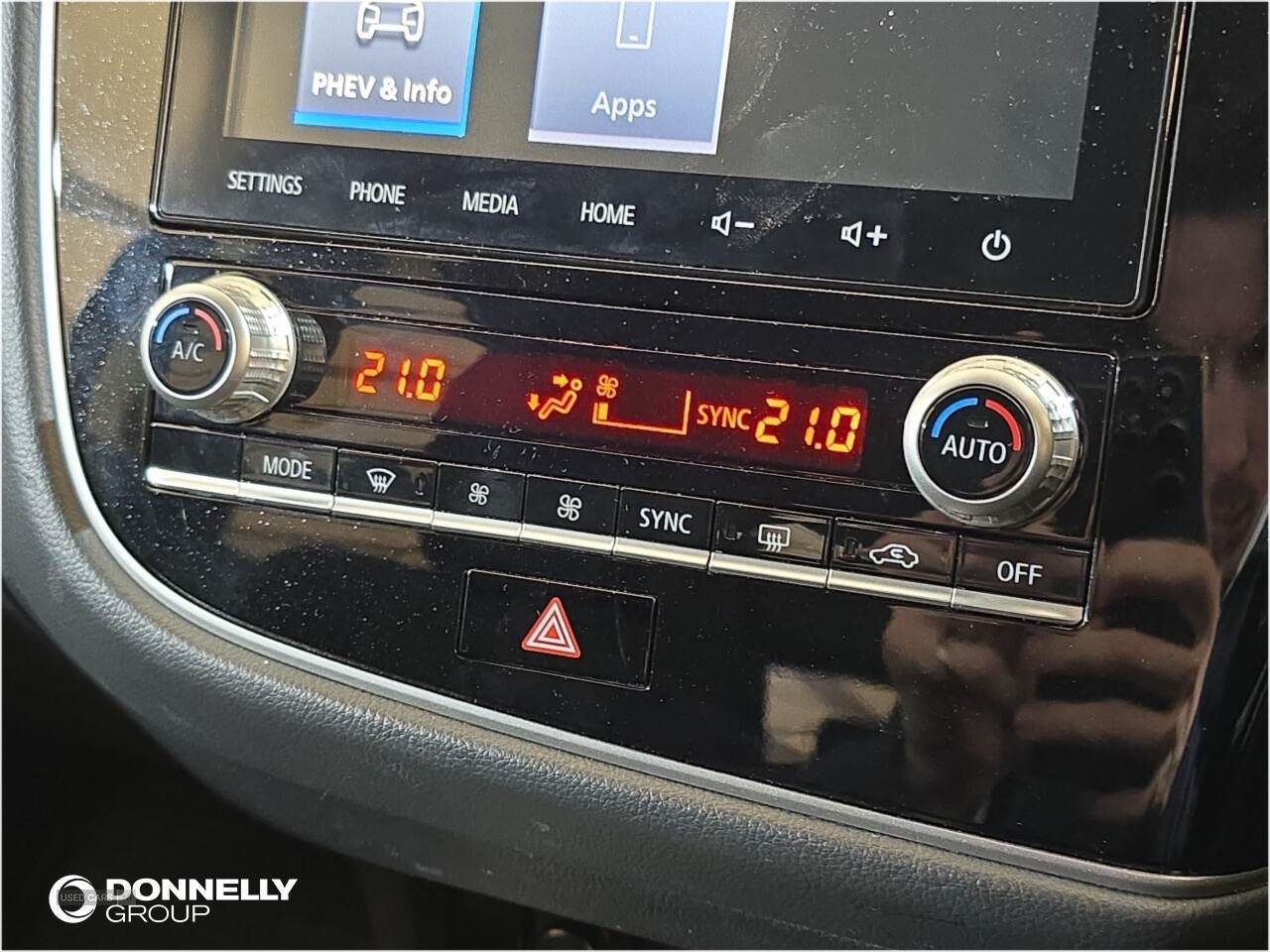 Dec 2020 Mitsubishi Outlander 2.4 PHEV Design 5dr Auto