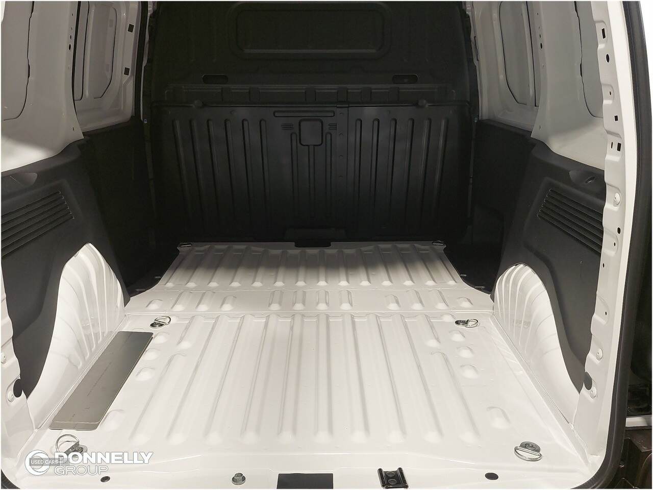 Feb 2025 Peugeot Partner 1.5 BlueHDi 100 Professional Van
