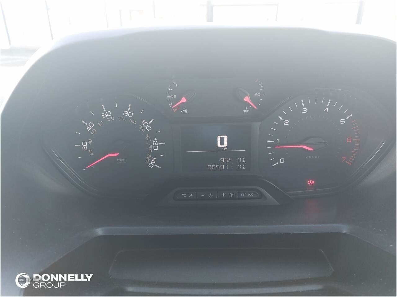 Oct 2020 Peugeot Partner 1000 1.5 BlueHDi 100 Grip Van