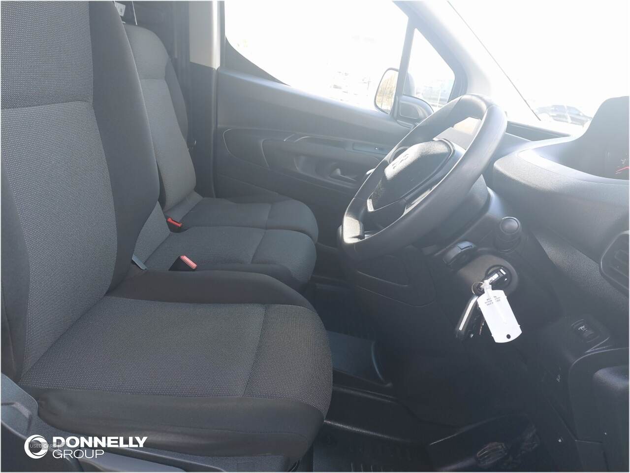 Oct 2020 Peugeot Partner 1000 1.5 BlueHDi 100 Grip Van