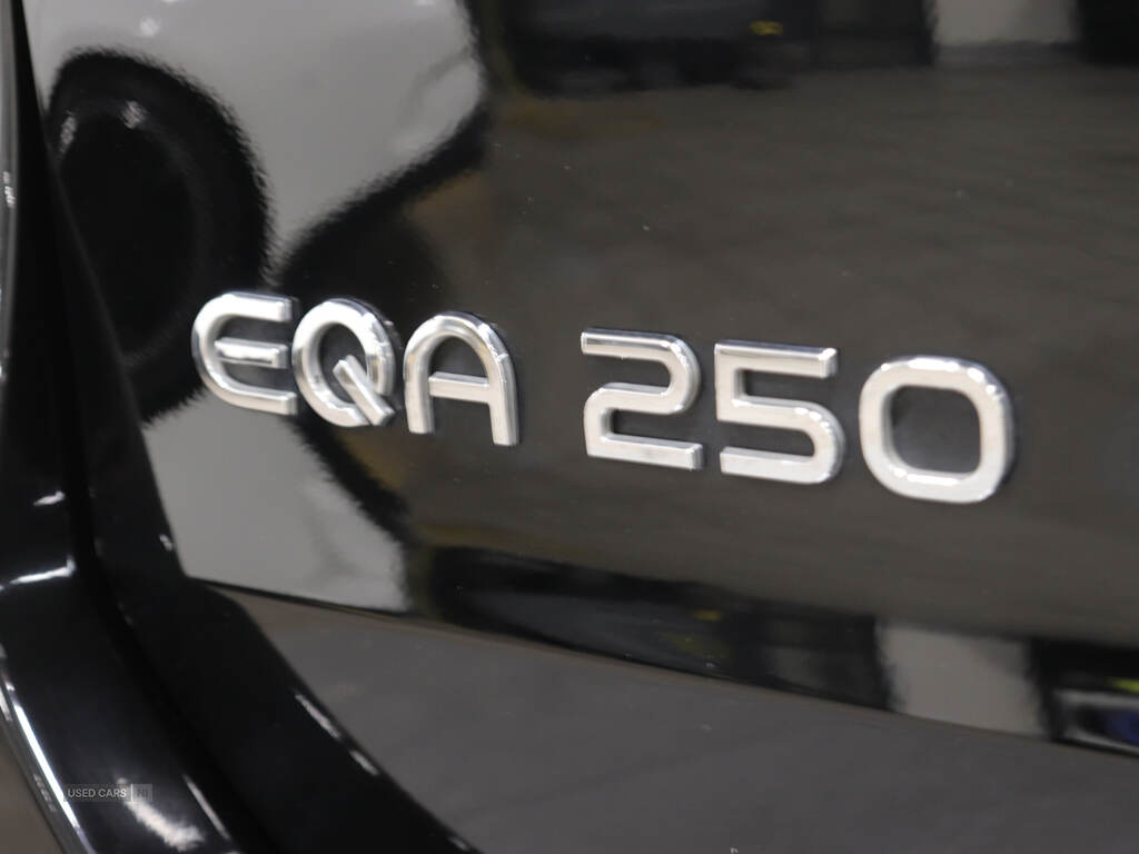 Oct 2021 Mercedes-Benz EQA EQA 250 140kW AMG Line Premium 66.5kWh 5dr Auto