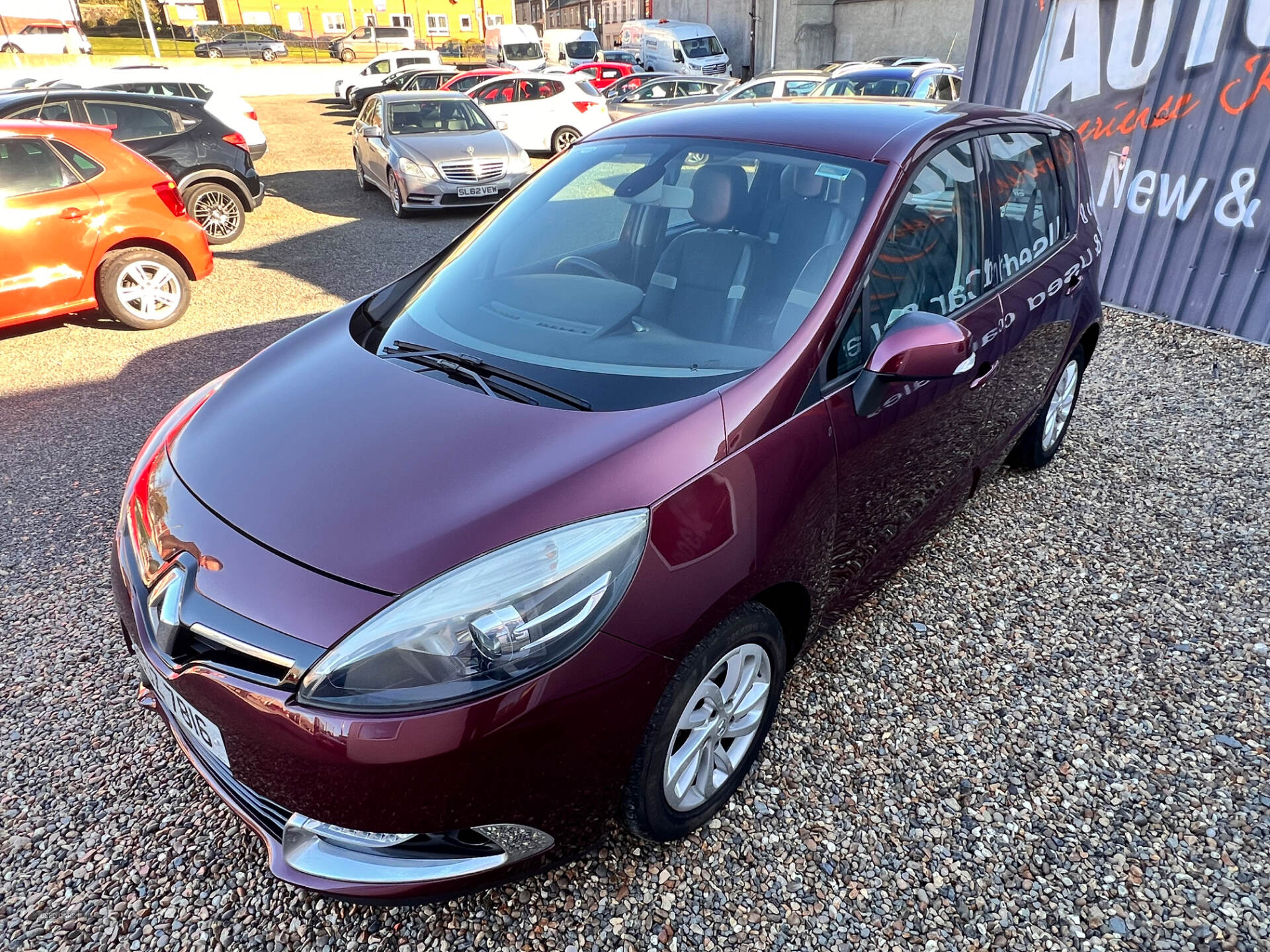 Jun 2013 Renault Scenic 1.6 VVT Dynamique TomTom 5dr