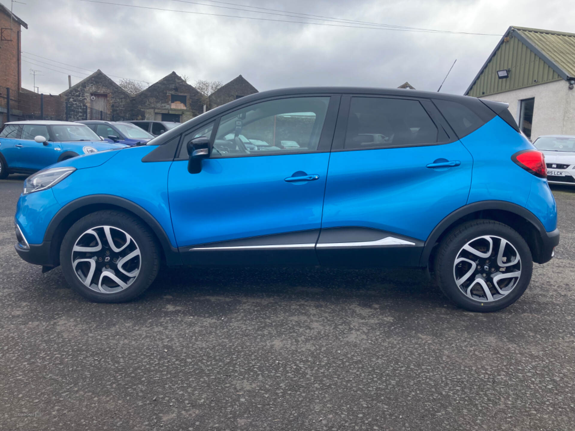 Aug 2016 Renault Captur 1.5 dCi 90 Dynamique S Nav 5dr