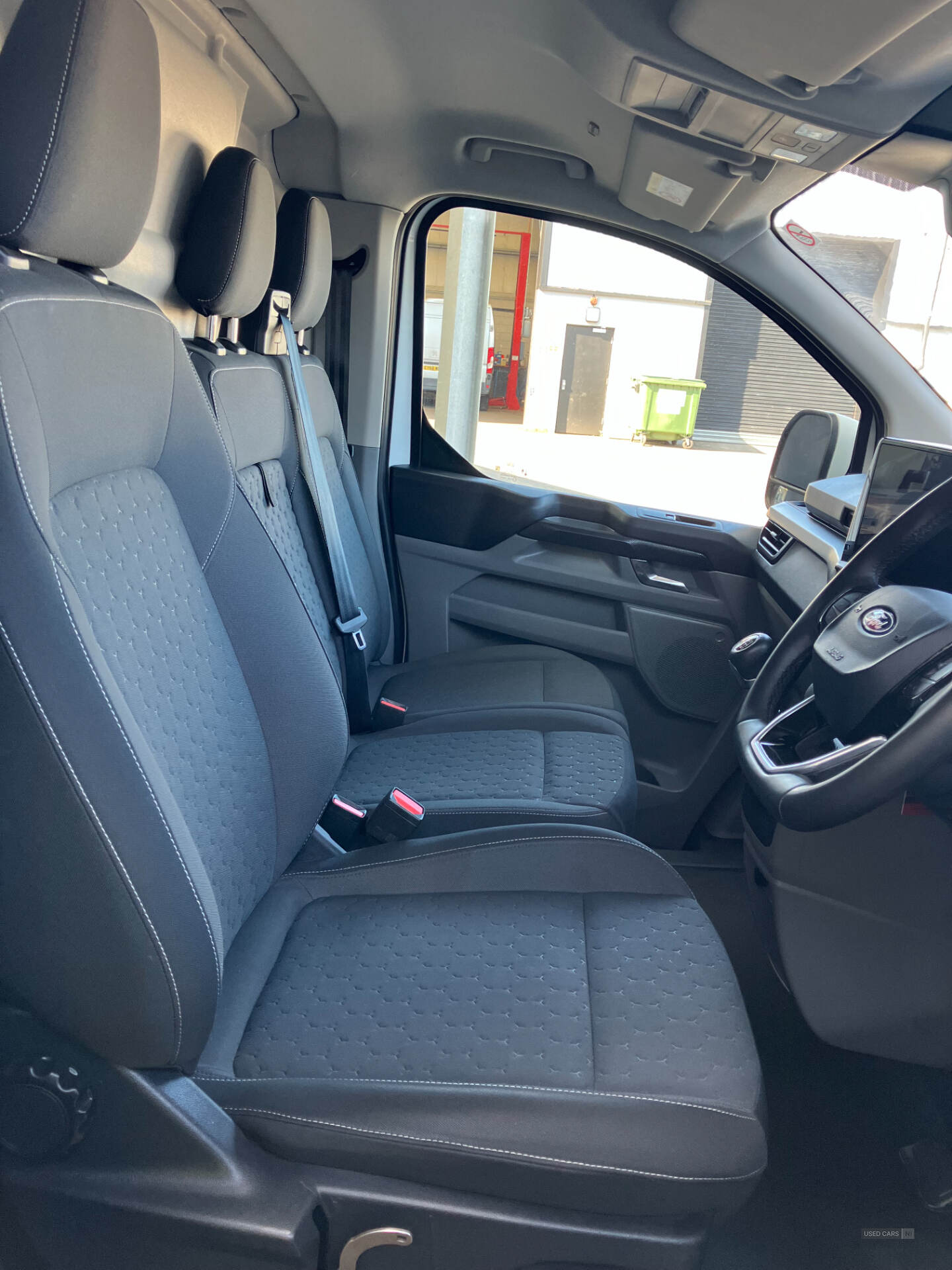 Apr 2024 Ford Transit Custom 2.0 EcoBlue 136ps H1 Van Limited