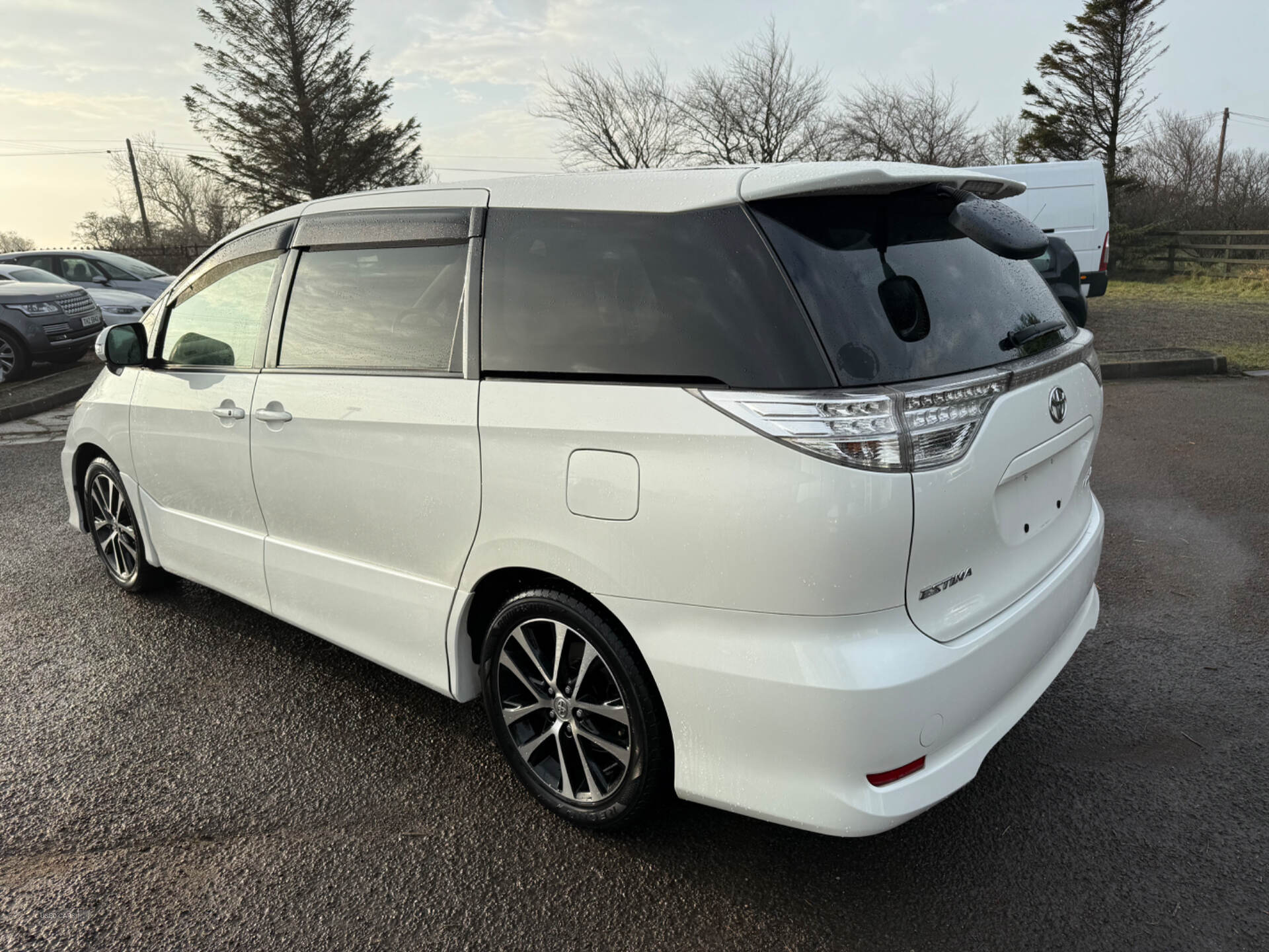 Aug 2012 Toyota Estima Aeras 7 Seats