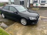 Volkswagen Jetta 1.6 TDI CR Bluemotion Tech Limited Edition 4dr in Down
