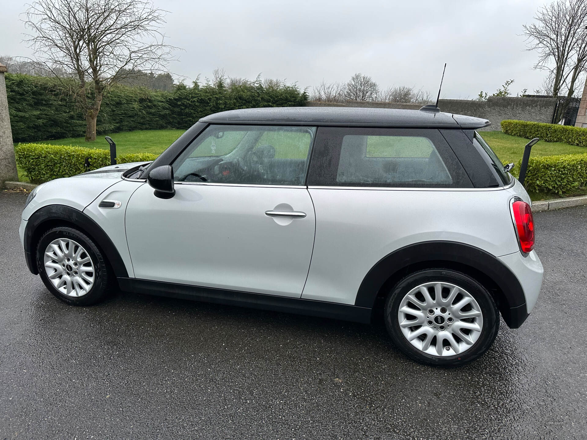 Oct 2015 MINI Hatch 1.5 Cooper D 3dr