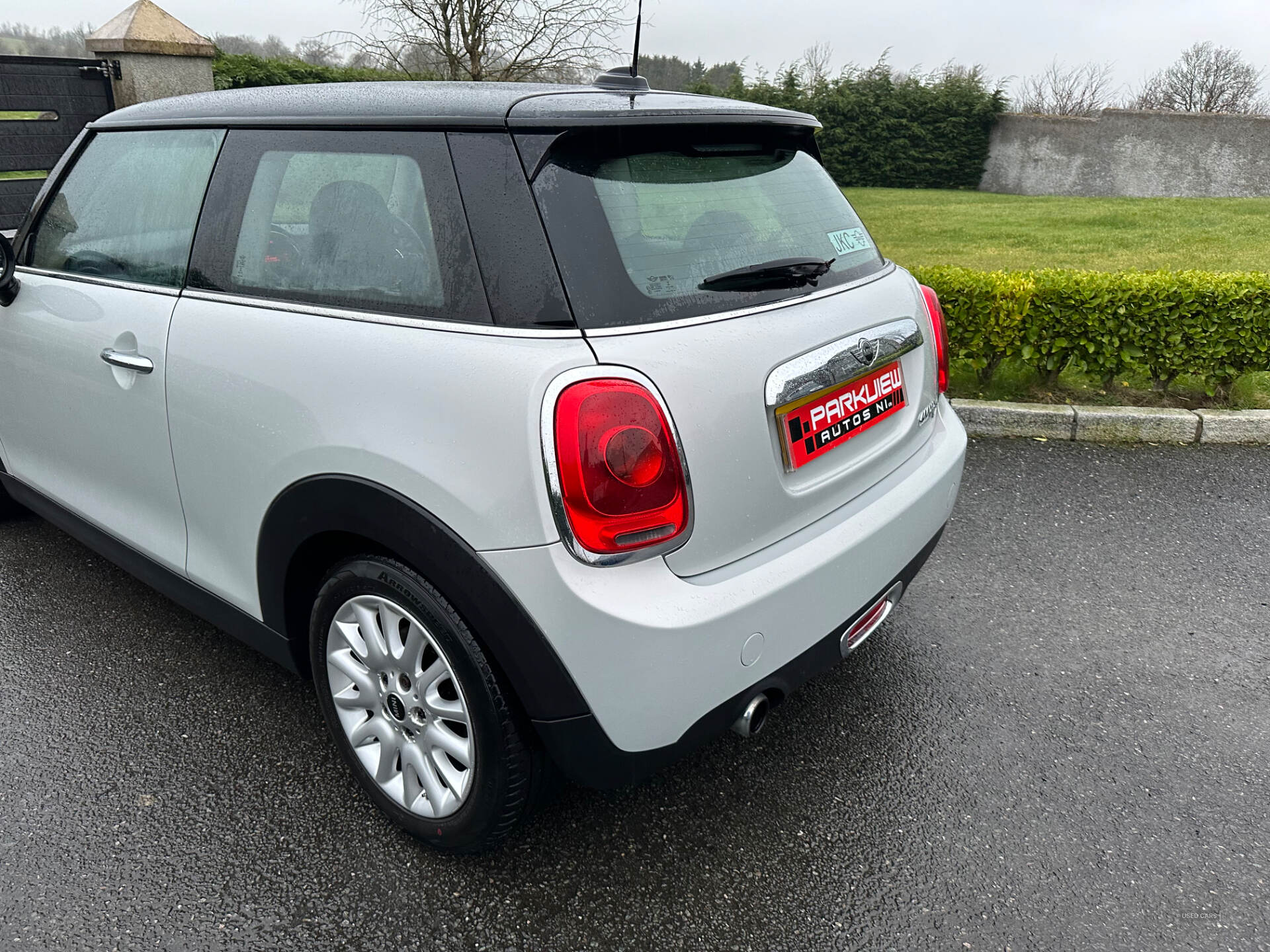 Oct 2015 MINI Hatch 1.5 Cooper D 3dr