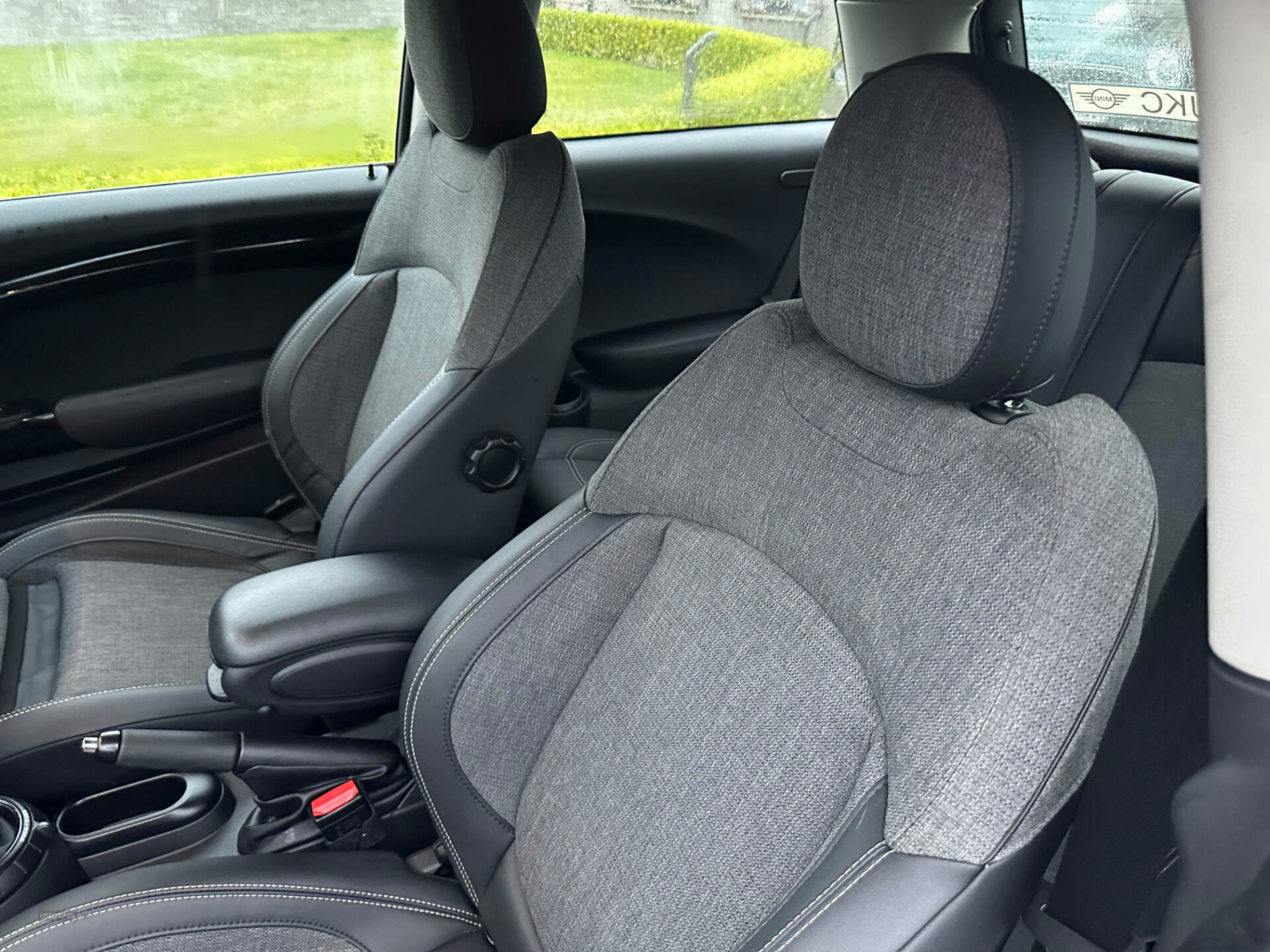 Oct 2015 MINI Hatch 1.5 Cooper D 3dr
