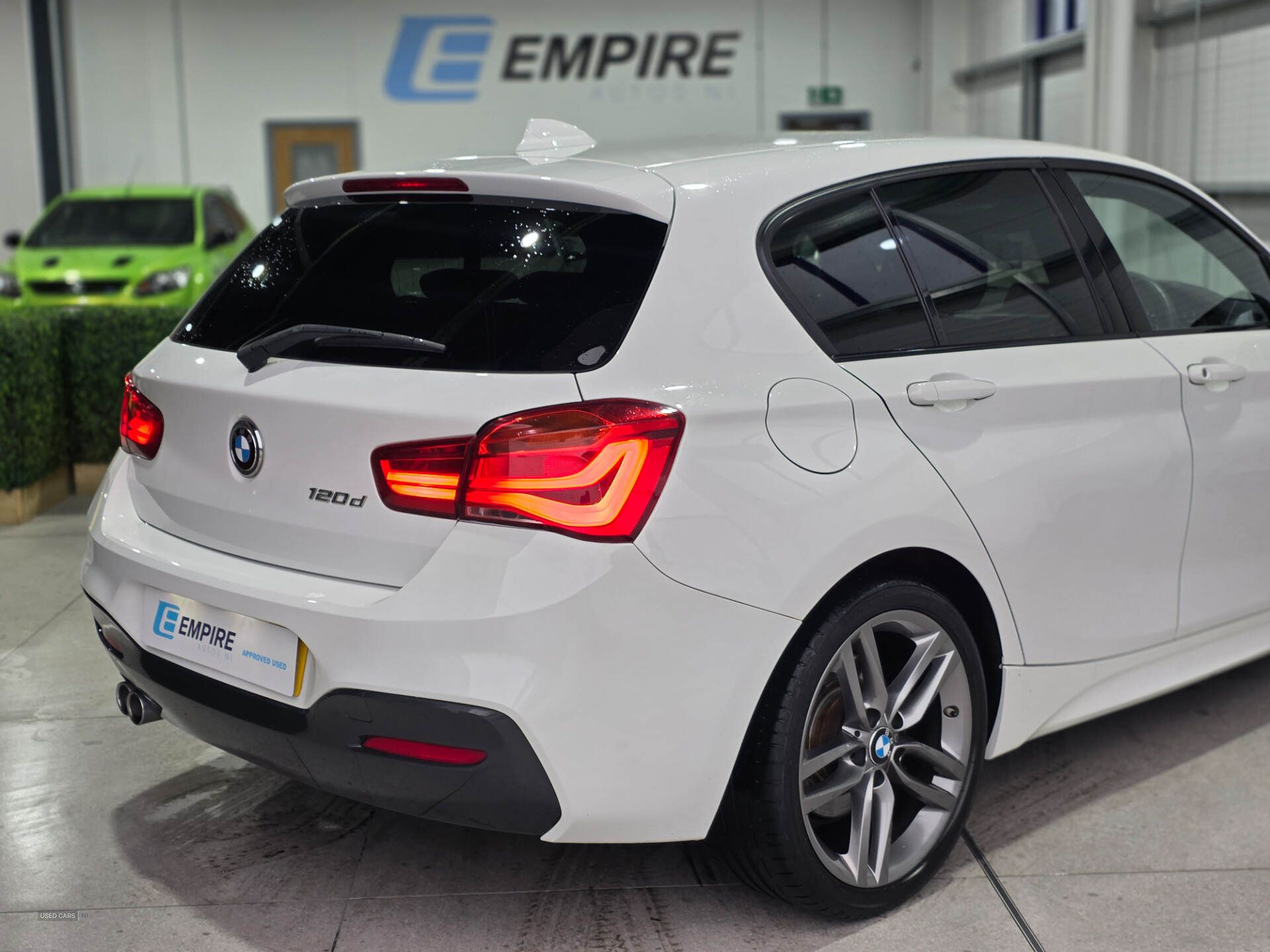 Dec 2018 BMW 1 Series 120d M Sport 5dr [Nav/Servotronic] Step Auto