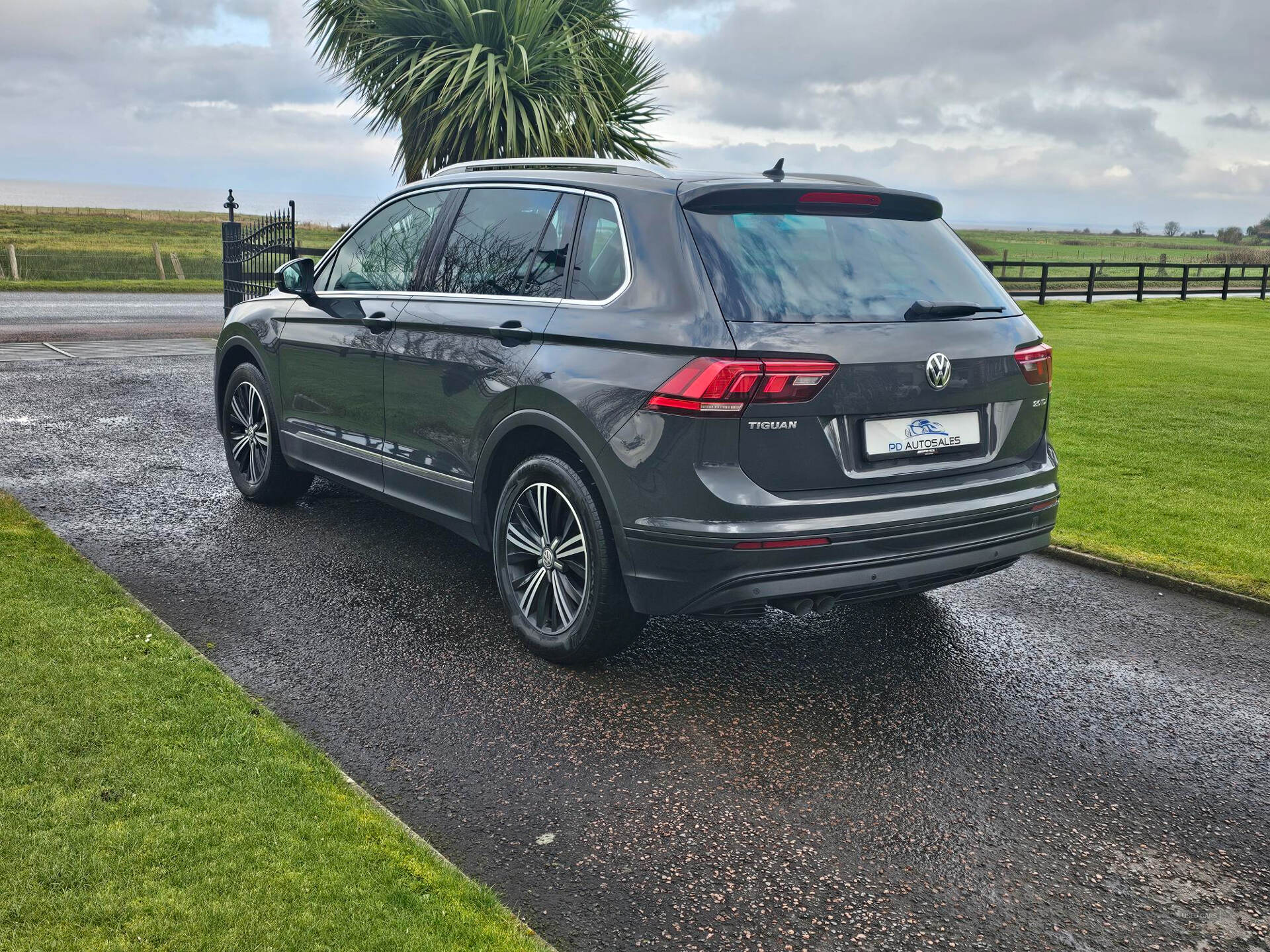 Volkswagen Tiguan DIESEL ESTATE in Armagh