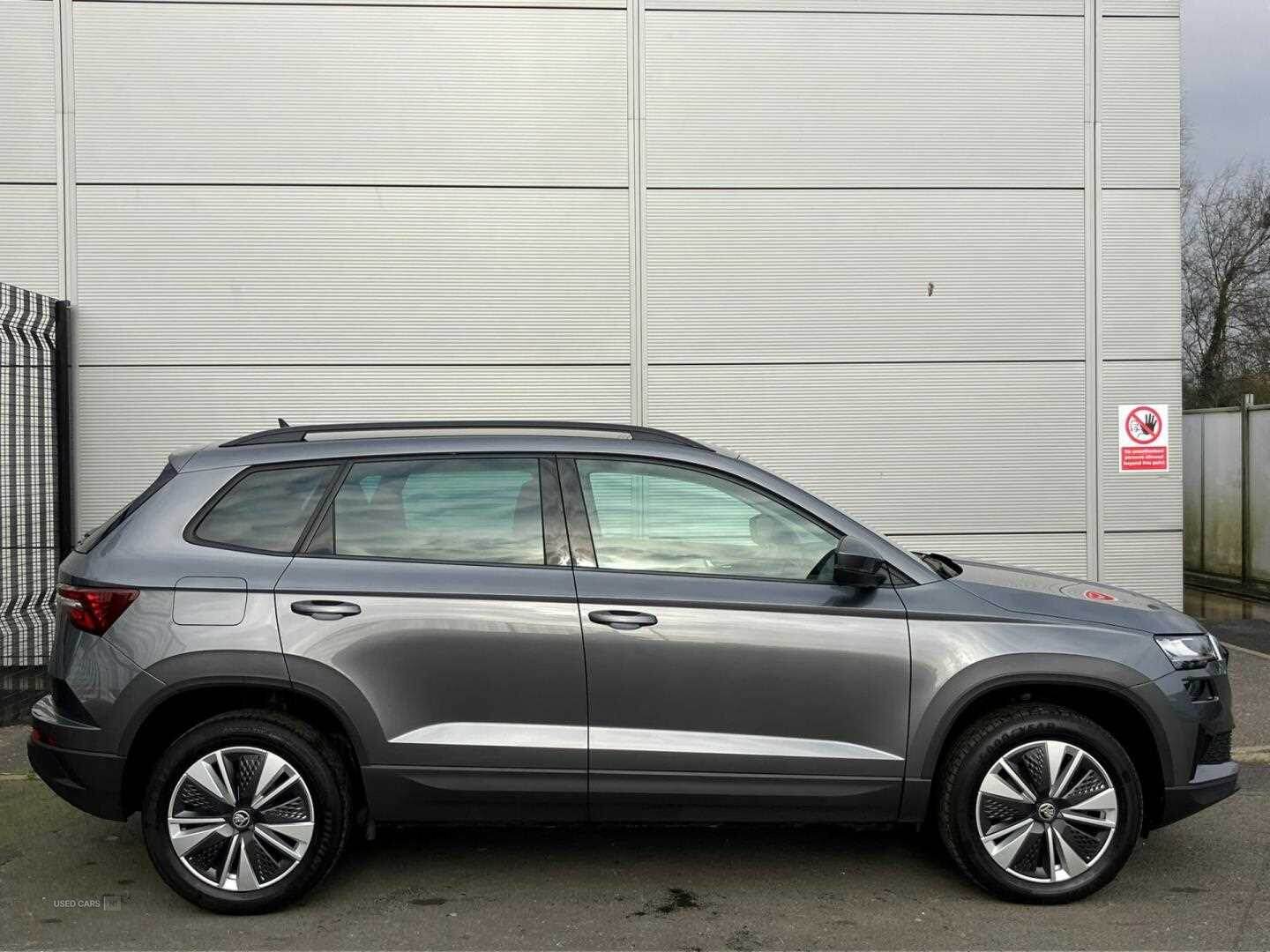 Nov 2022 Skoda Karoq 1.0 TSI SE Drive 5dr